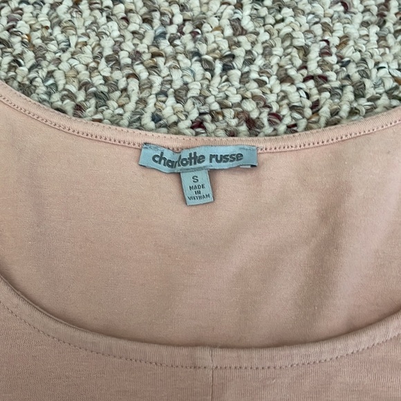 Charlotte Russe Salmon Colored Top with Twist Front. Size Small - Picture 3 of 5